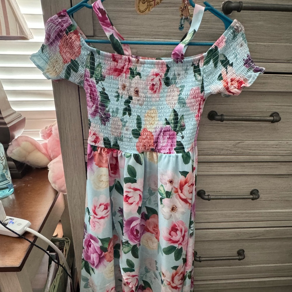 Rare Editions Floral dress with long tail size 14,